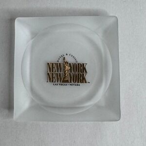 New York New York Hotel Casino Las Vegas Frosted Glass Square Ashtray 3.5in